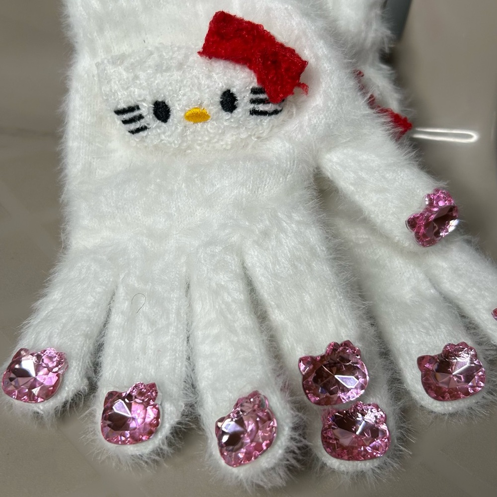 Hello Kitty White and Pink Mittens with Sparkly Accents